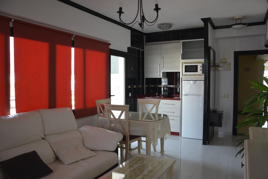 Apartamentos Mediterraneo Marbella Exterior foto