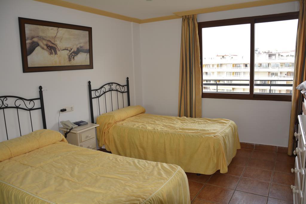 Apartamentos Mediterraneo Marbella Exterior foto